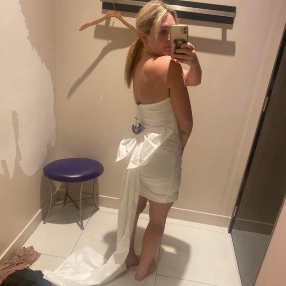 White Bow Dress - Picture 6 of 6